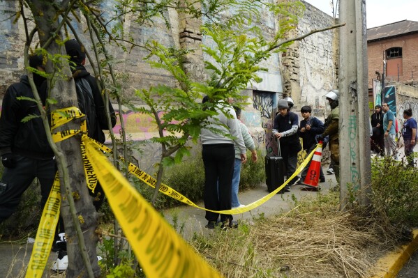 Molotov cocktail explodes in a Chilean high school, injuring at least 35 students