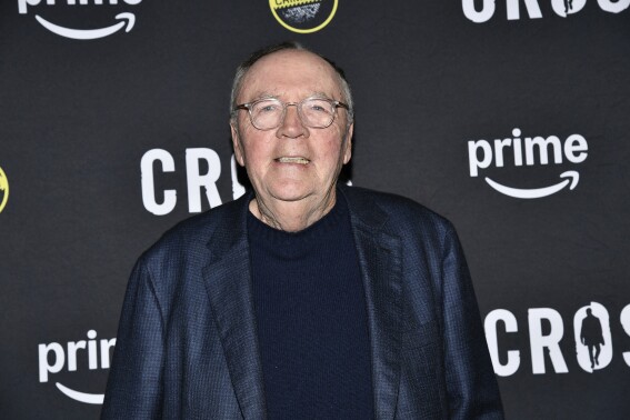 James Patterson to help lead honors program at his undergraduate alma mater, Manhattan University